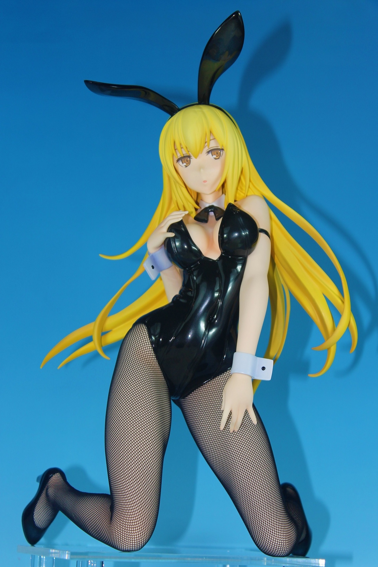 アイズ・ヴァレンシュタイン バニーVer. 1/4サイズを撮影！: アーニマ